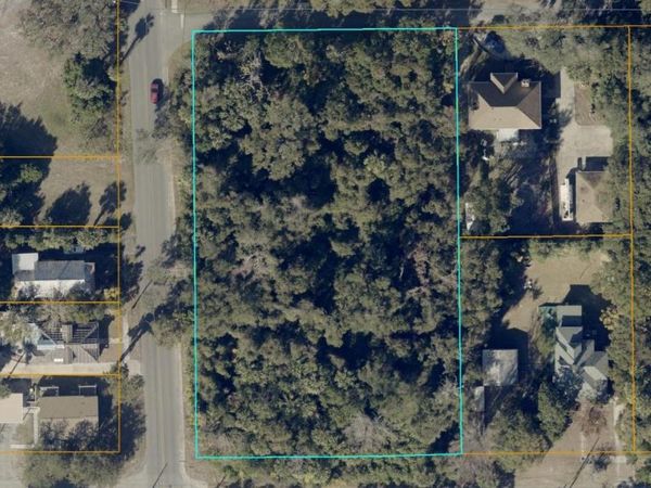 N CLARA AVENUE , DELAND, FL 32720