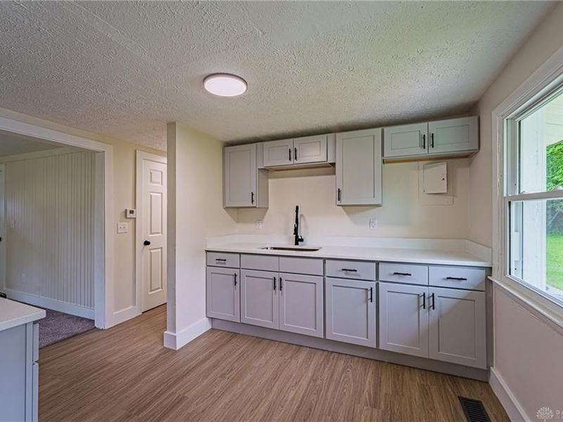 99 Tulip Road, Medway, OH 45341 Photo 11