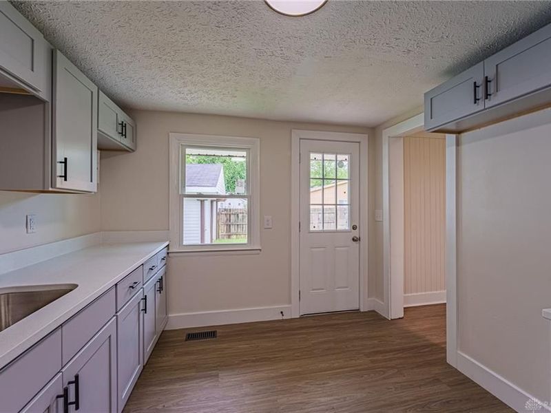 99 Tulip Road, Medway, OH 45341 Photo 13