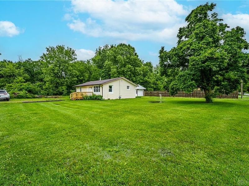 99 Tulip Road, Medway, OH 45341 Photo 27