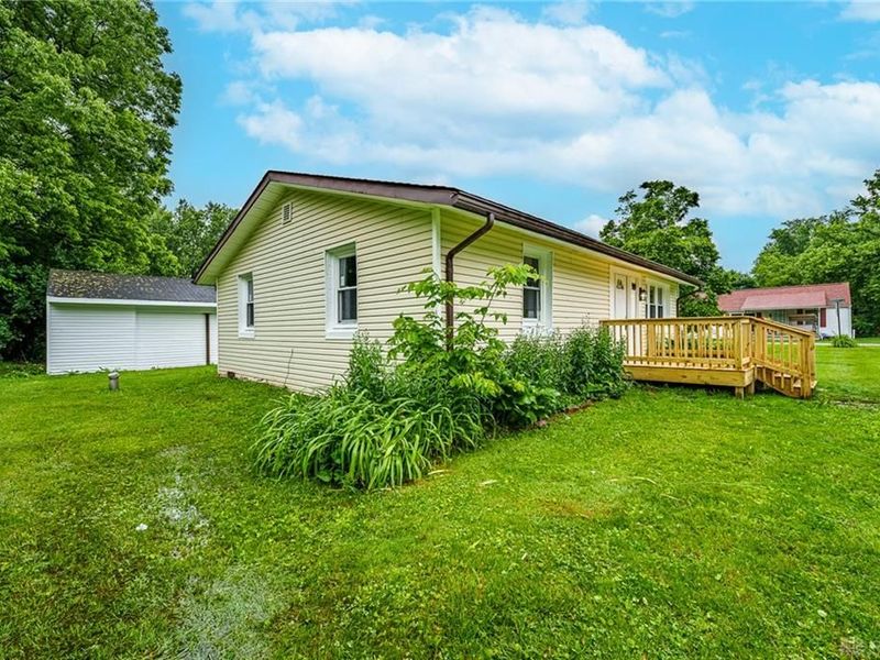 99 Tulip Road, Medway, OH 45341 Photo 3