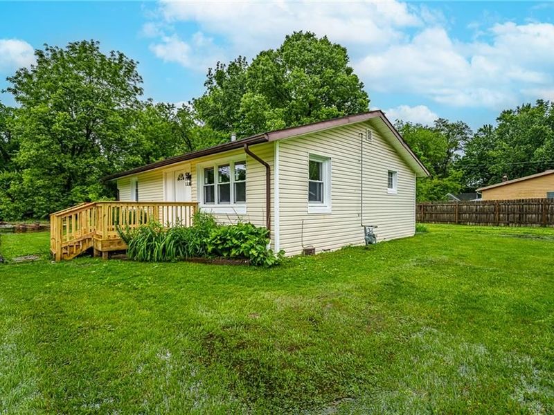 99 Tulip Road, Medway, OH 45341 Photo 4