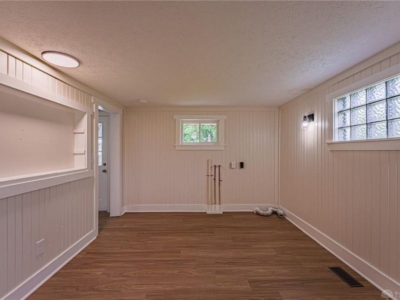 99 Tulip Road, Medway, OH 45341 Photo 9