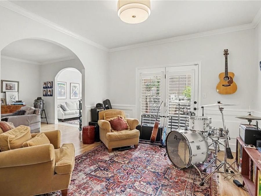 Property Image 11