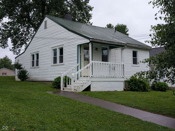 219 E Perry Street, Versailles, IN 47042