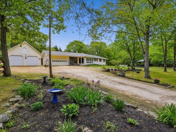 15 Tandy Road, Deerfield, NH 03037