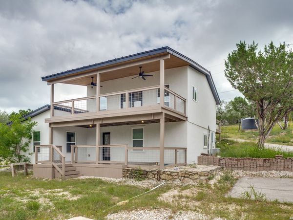1200 Linda Dr, Canyon Lake, TX 78133