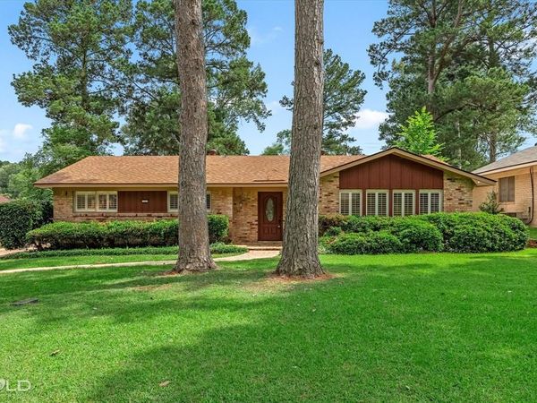1023 Manor Place , Shreveport, LA 71118