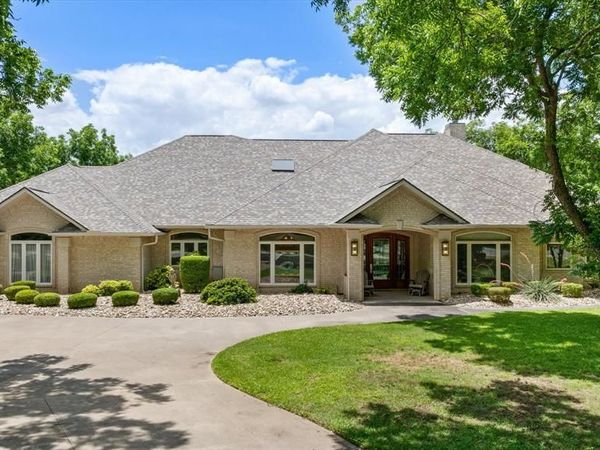 5501 Flagstick Drive , Granbury, TX 76049