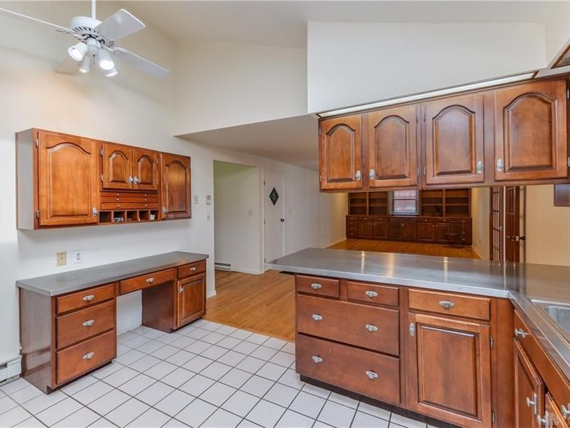 6065 Country Estates Drive, Tipp City, OH 45371 Photo 14
