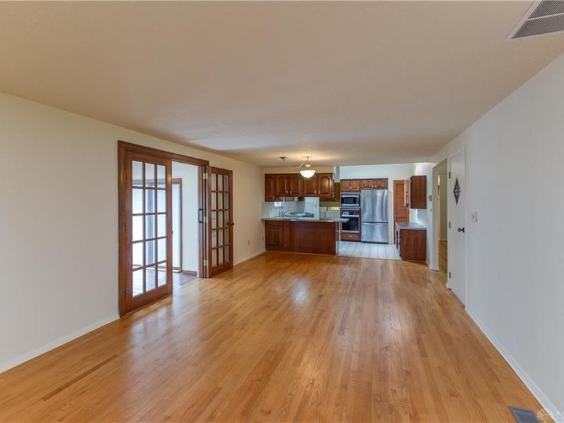 6065 Country Estates Drive, Tipp City, OH 45371 Photo 19