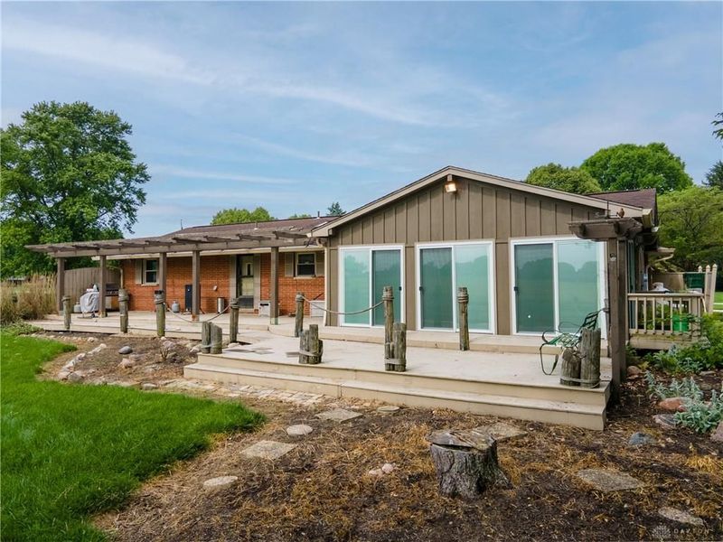 6065 Country Estates Drive, Tipp City, OH 45371 Photo 6