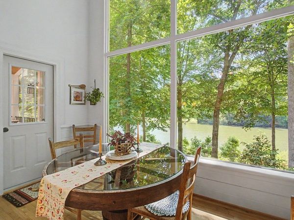 19 Whittakers Mill Road, Williamsburg, VA 23185
