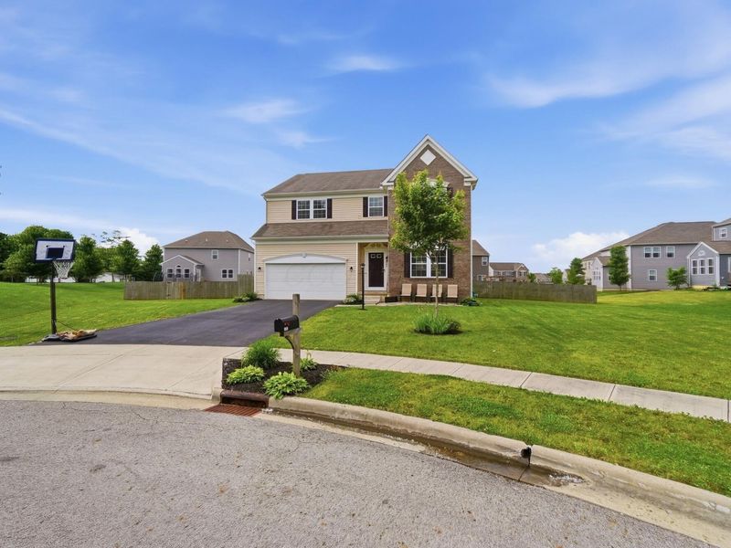 1462 Hoovler Court , Pataskala, OH 43062 Photo 3