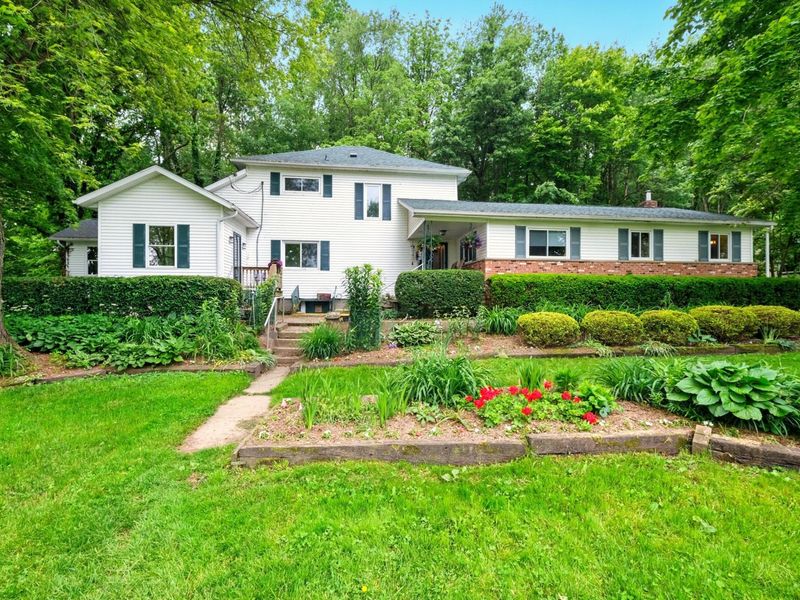 7955 Horn Road, Gambier, OH 43022 Photo 3