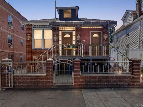 1904 Lacombe Avenue , Bronx, NY 10473