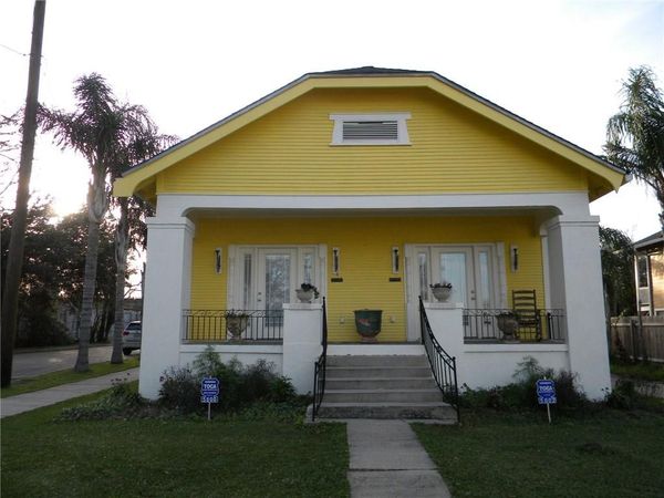 5800 CATINA Street , New Orleans, LA 70124