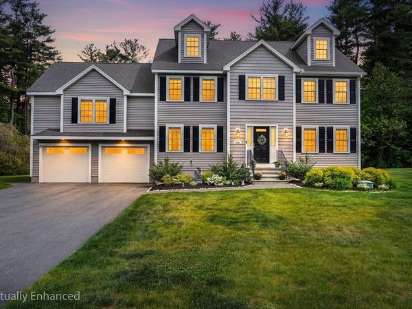 27A Devonshire Dr, Billerica, MA 01821