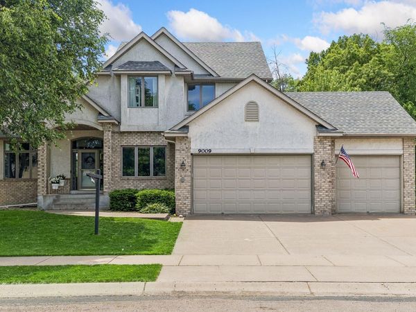 9009 Zanzibar Lane N, Maple Grove, MN 55311