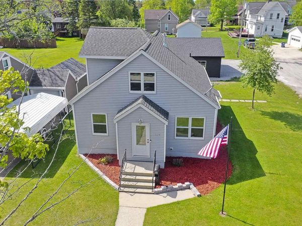 520 VLIET STREET, Kewaunee, WI 54216