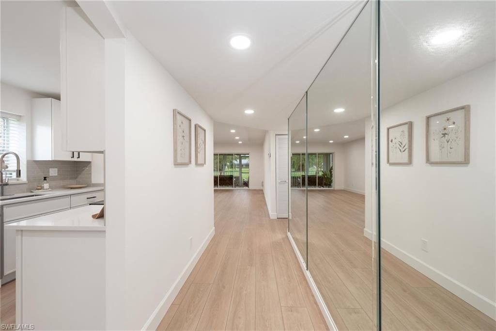 1055 Forest Lakes Dr, Unit D114, Naples, FL 34105 Photo