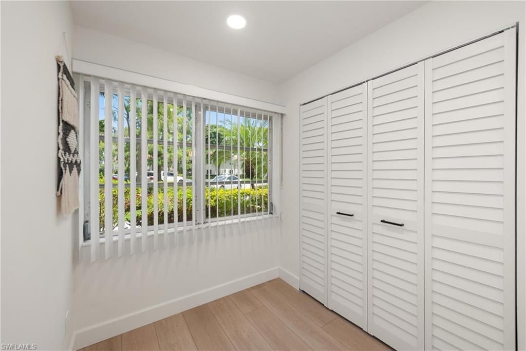 1055 Forest Lakes Dr, Unit D114, Naples, FL 34105 Photo