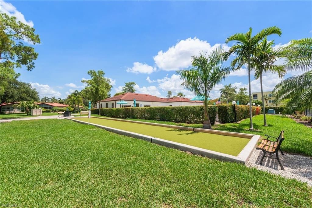 1055 Forest Lakes Dr, Unit D114, Naples, FL 34105 Photo