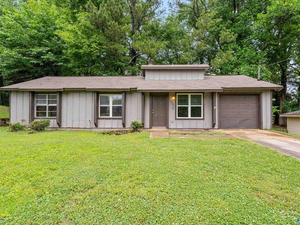 3127 Gayhart Drive NW, Huntsville, AL 35810