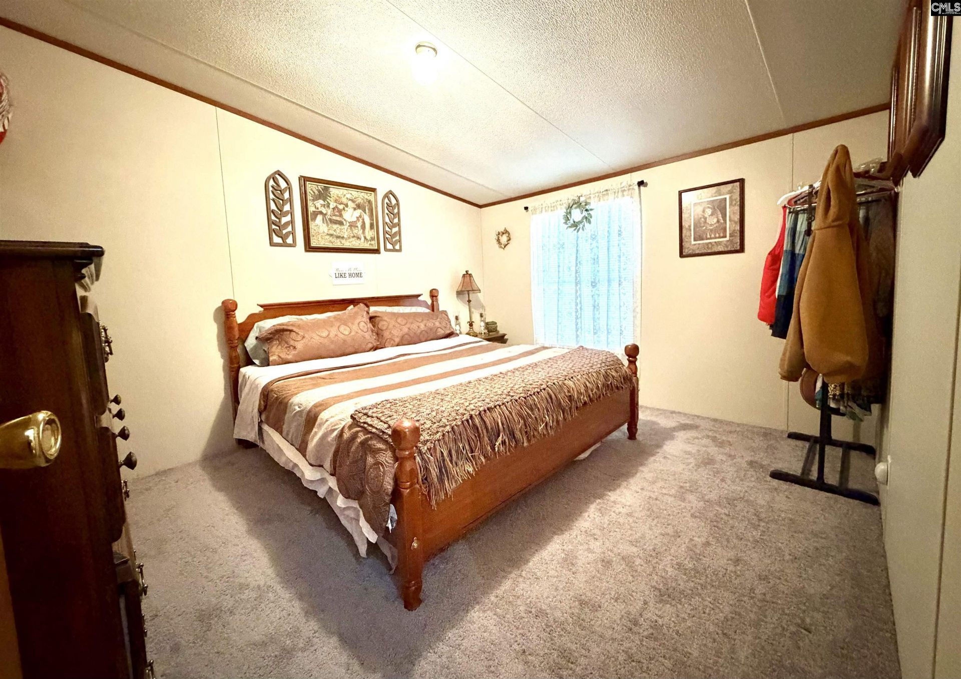 758 Maple Street  Photo 32
