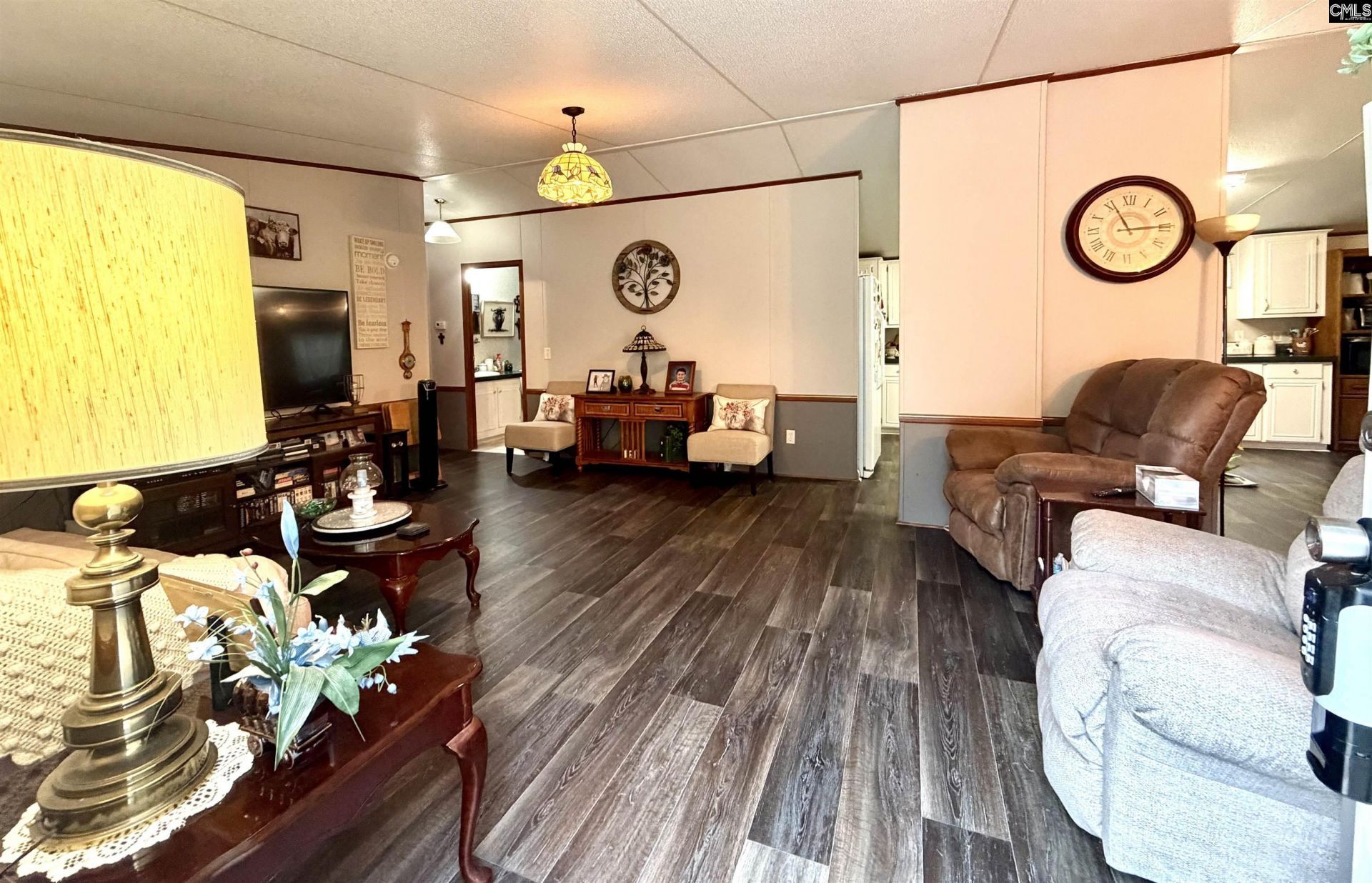 758 Maple Street  Photo 8