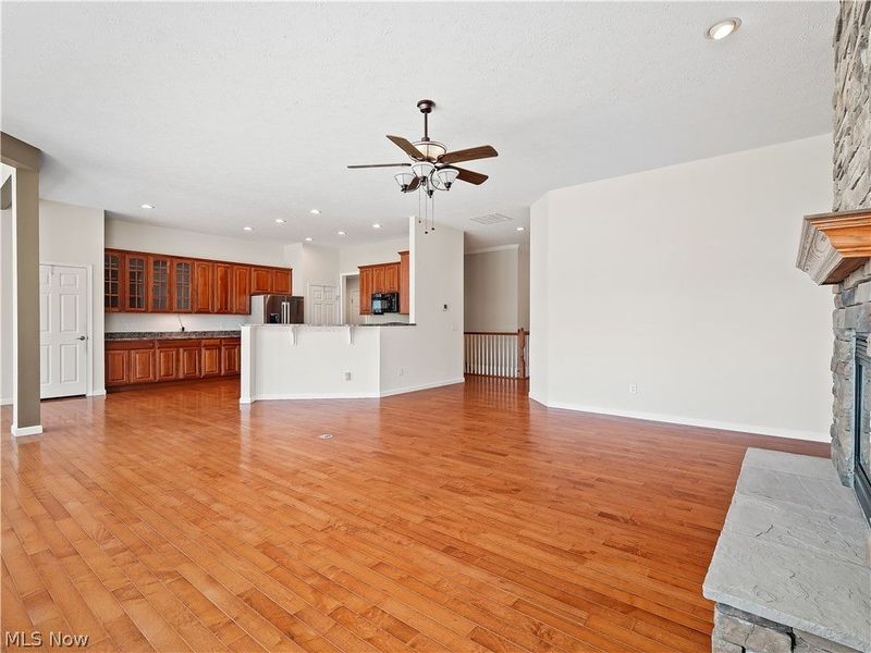 39183 Woodland Trail , Avon, OH 44011 Photo 11