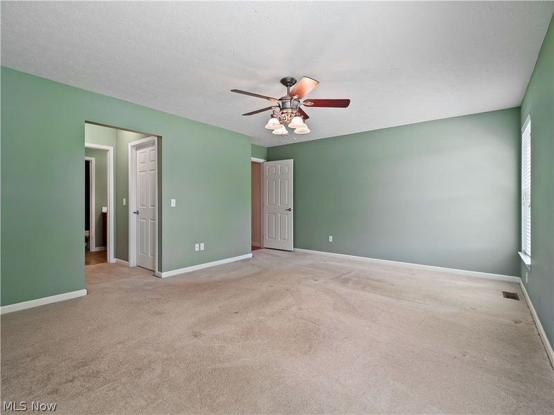 39183 Woodland Trail , Avon, OH 44011 Photo 23