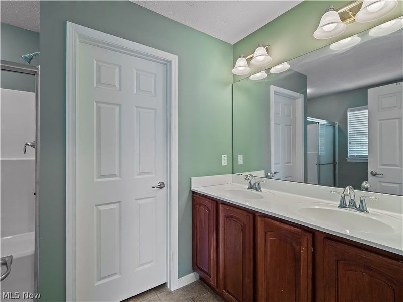 39183 Woodland Trail , Avon, OH 44011 Photo 24