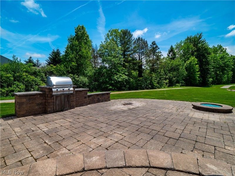 39183 Woodland Trail , Avon, OH 44011 Photo 40
