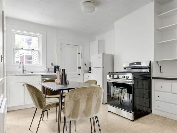 4 Sherman St, Unit A-1, Cambridge, MA 02138