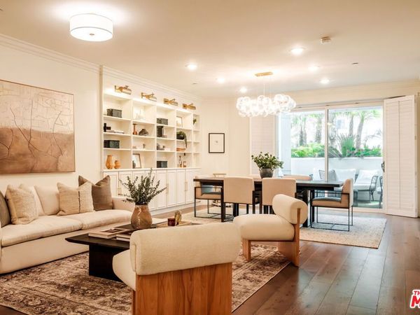 5253 Vantage Avenue, Unit 105, Valley Village, CA 91607