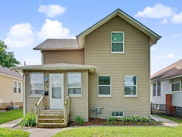 236 15TH Avenue , East Moline, IL 61244