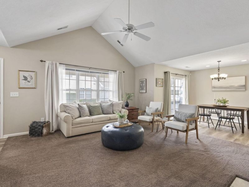 7912 Meadowlark Lane S, Reynoldsburg, OH 43068 Photo 6