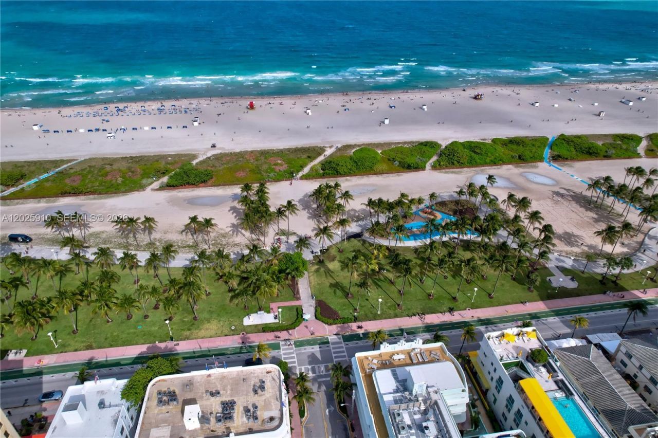 1255 Collins Ave, Unit 504, Miami Beach, FL 33139 Photo