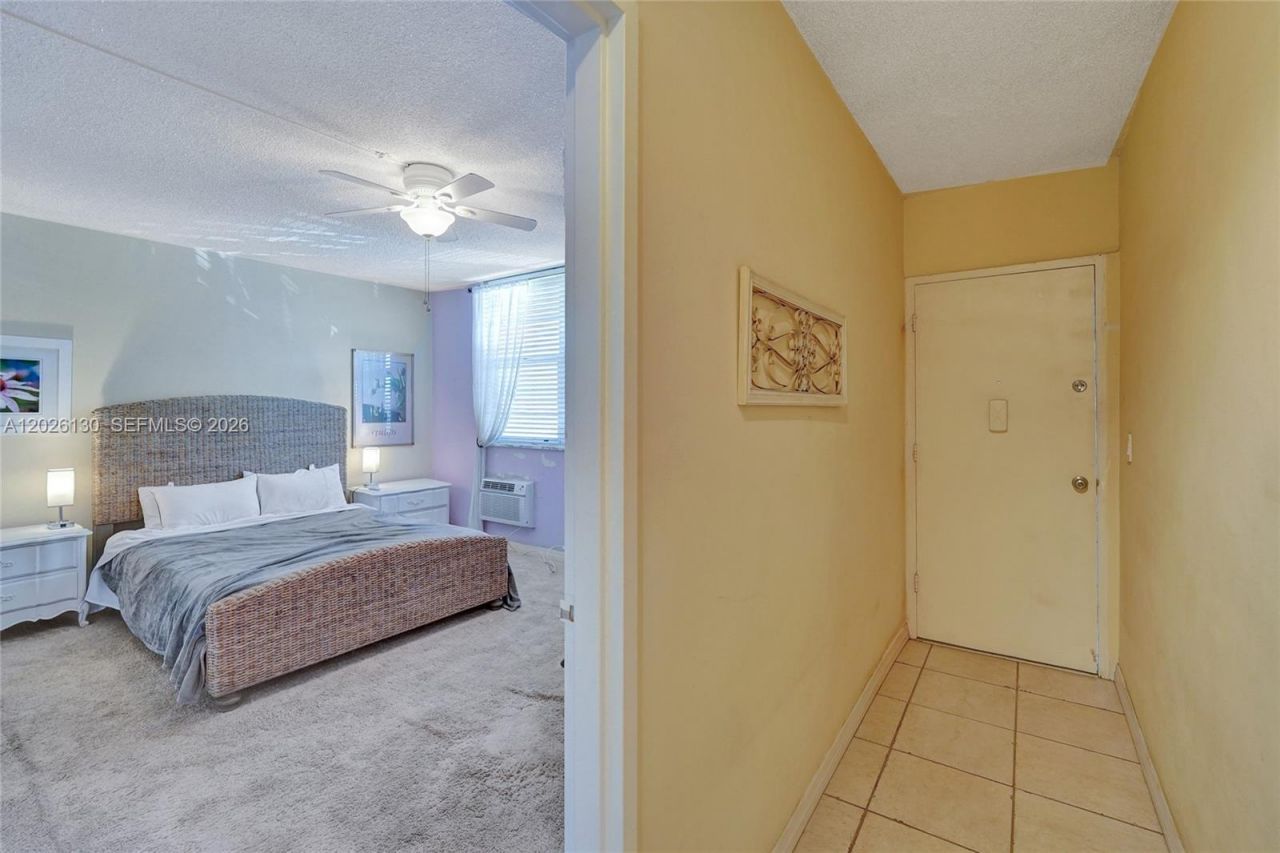 1936 S Ocean Dr , Unit 4C, Hallandale Beach, FL 33009 Photo