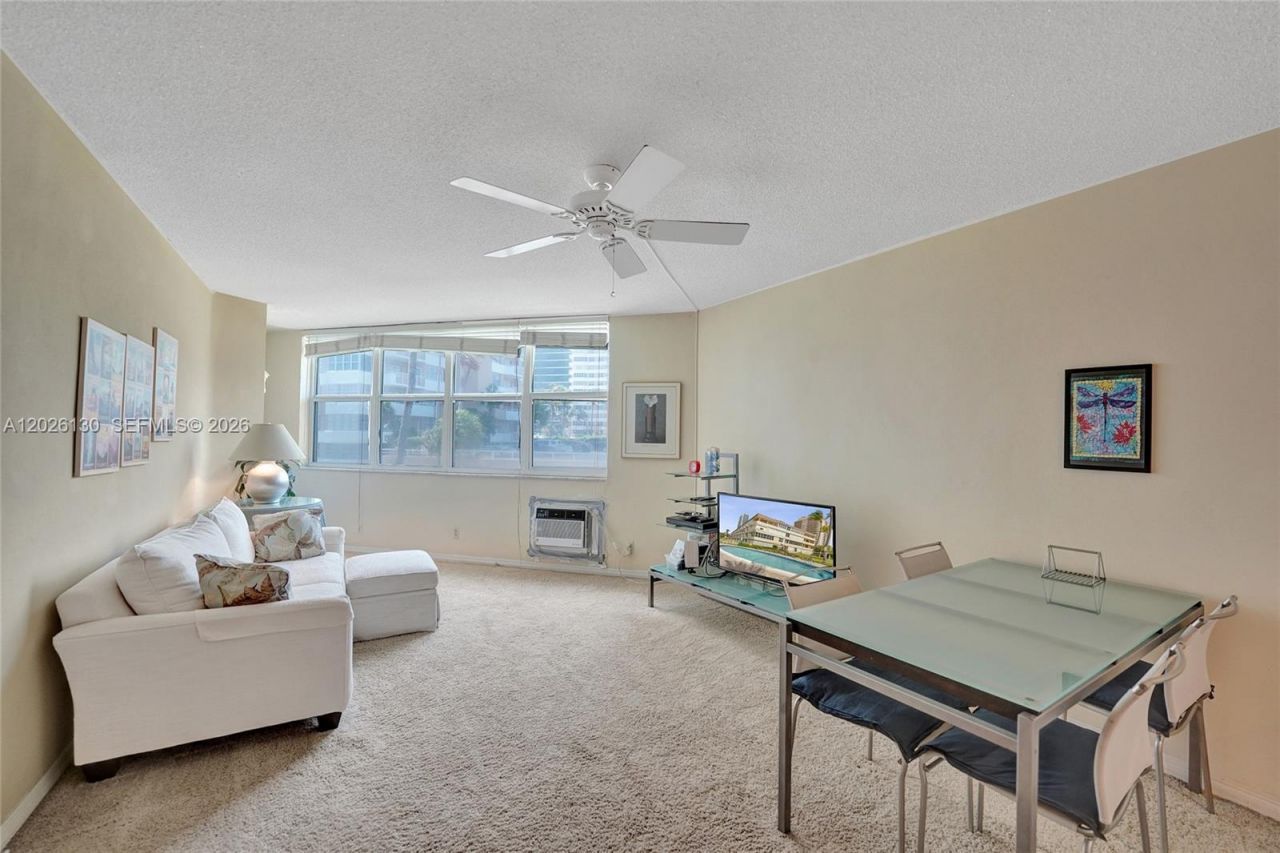 1936 S Ocean Dr , Unit 4C, Hallandale Beach, FL 33009 Photo