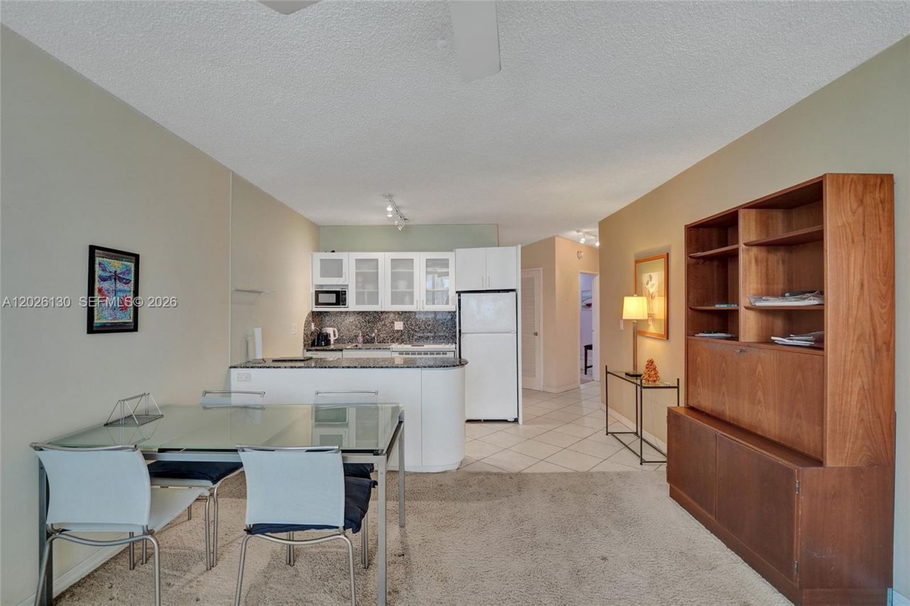 1936 S Ocean Dr , Unit 4C, Hallandale Beach, FL 33009 Photo