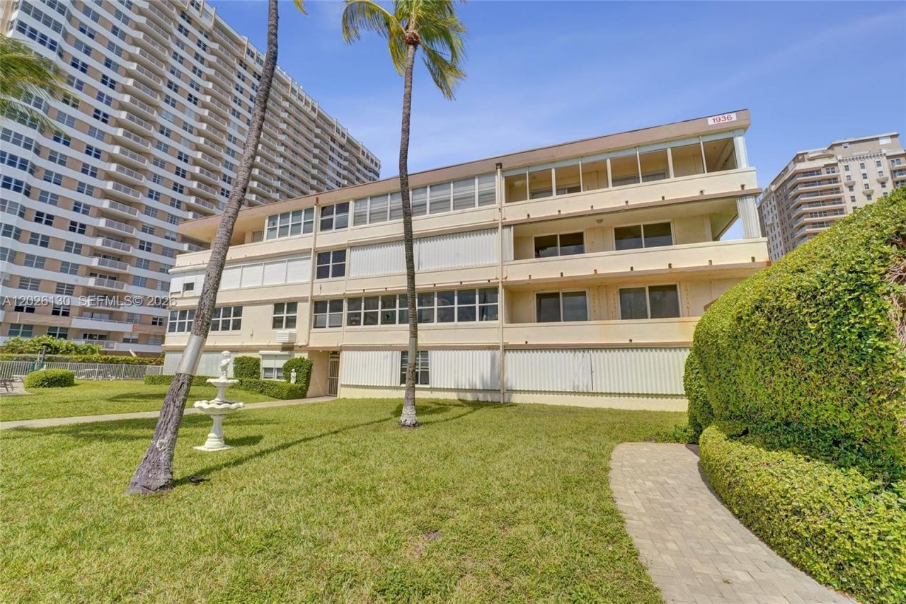 1936 S Ocean Dr , Unit 4C, Hallandale Beach, FL 33009 Photo