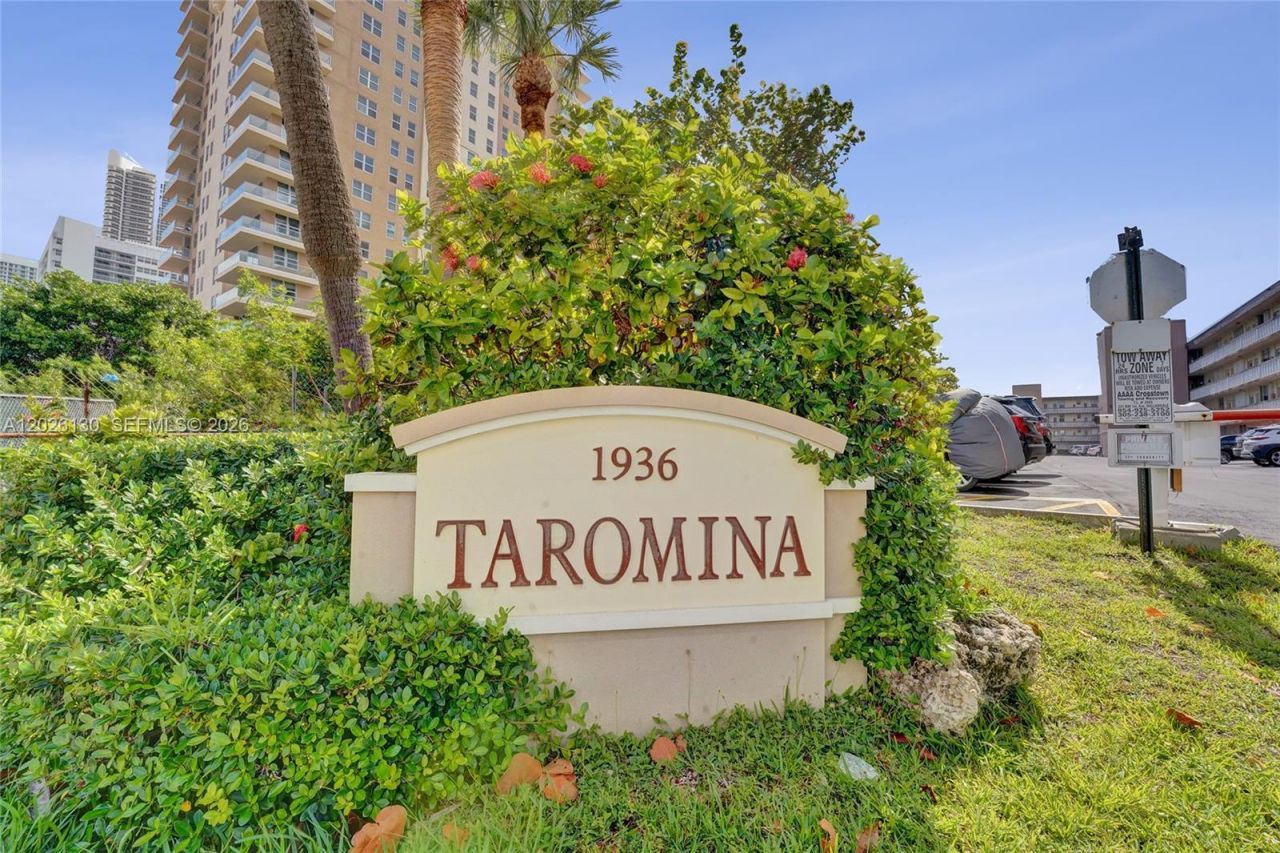 1936 S Ocean Dr , Unit 4C, Hallandale Beach, FL 33009 Photo