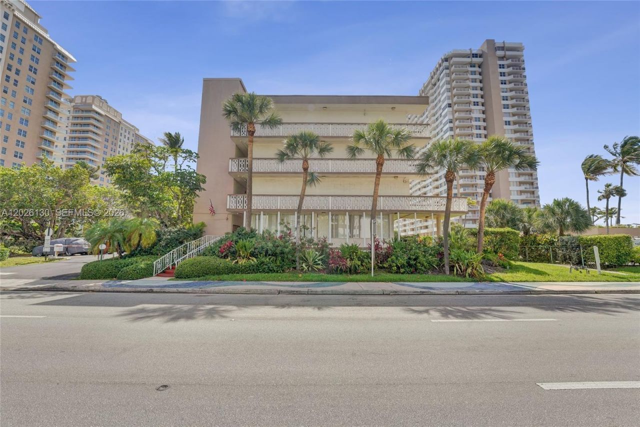 1936 S Ocean Dr , Unit 4C, Hallandale Beach, FL 33009 Photo