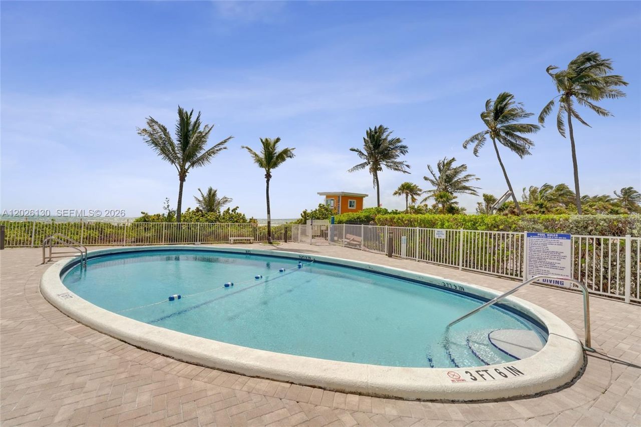 1936 S Ocean Dr , Unit 4C, Hallandale Beach, FL 33009 Photo
