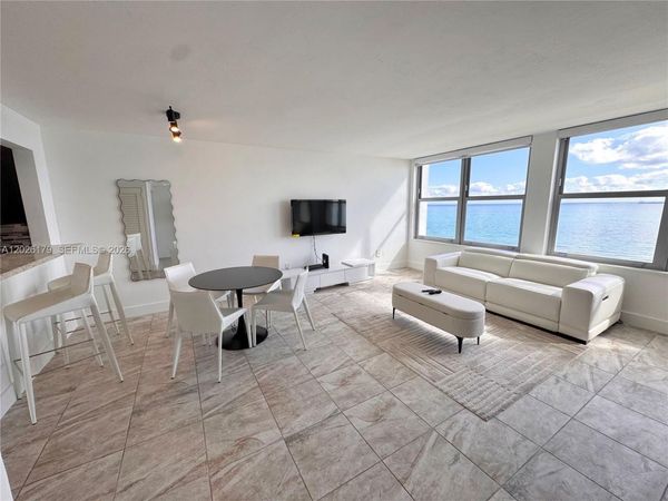 2899 Collins Ave, Unit 1433, Miami Beach, FL 33140