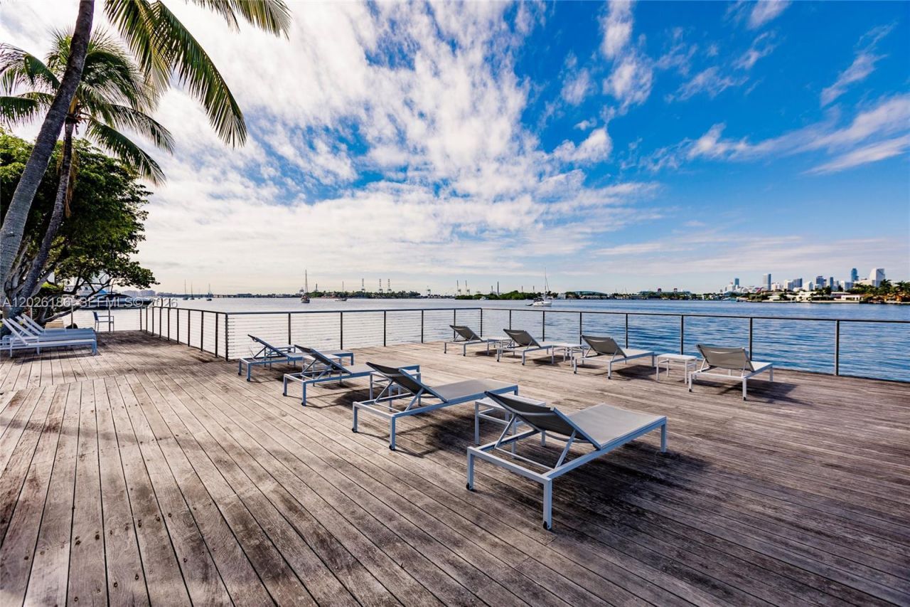 3 Island Ave , Unit 7A, Miami Beach, FL 33139 Photo