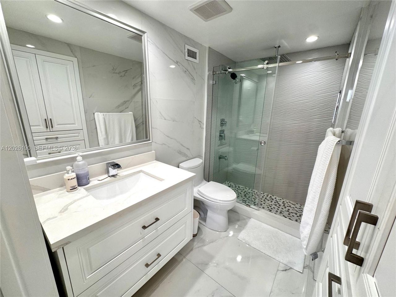 2899 Collins Ave , Unit 1037, Miami Beach, FL 33140 Photo