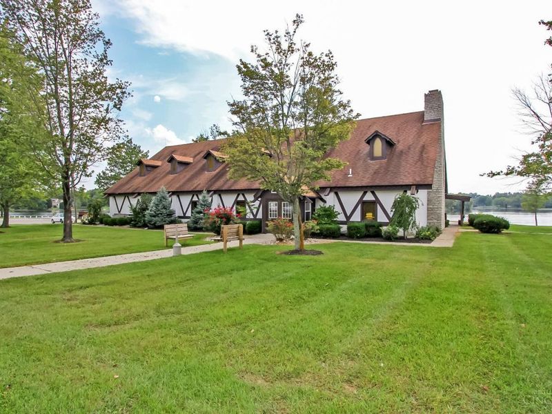 741 Odenwald Drive, Perry Twp, OH 45118 Photo 8